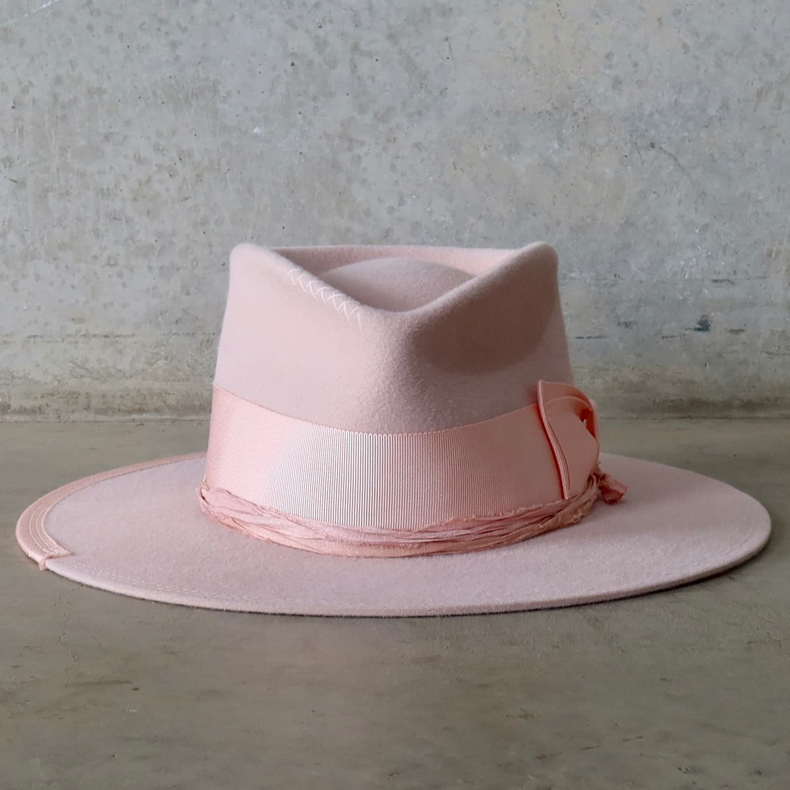 Baby Pink felt hat Lucinda Bloom by PHYLLi Designs with salmon Japanese grosgrain double bow band.