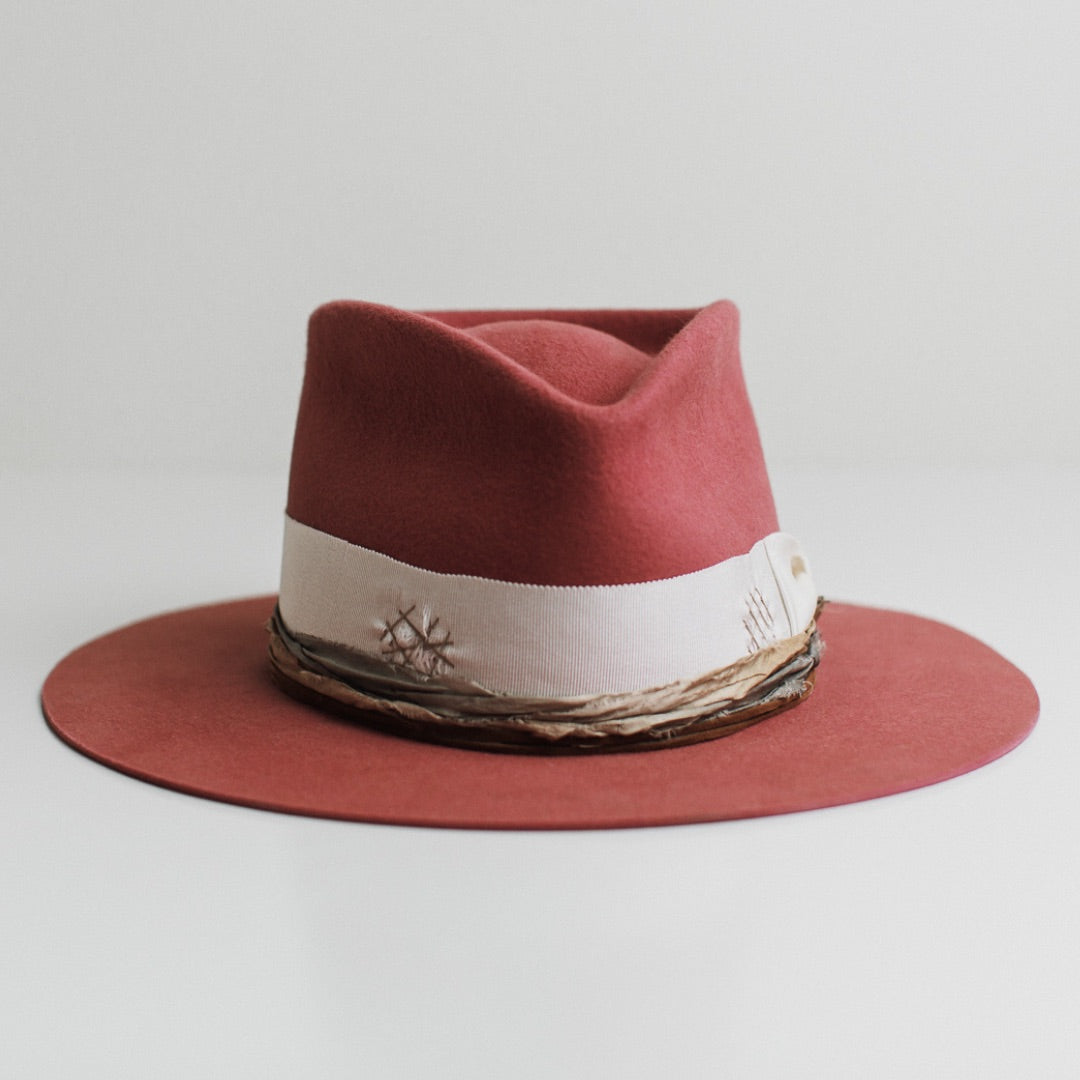 Kentucky rose felt hat by PHYLLi Designs with distressed ivory Japanese grosgrain bow band and peach and pale blue sari silk trimming.