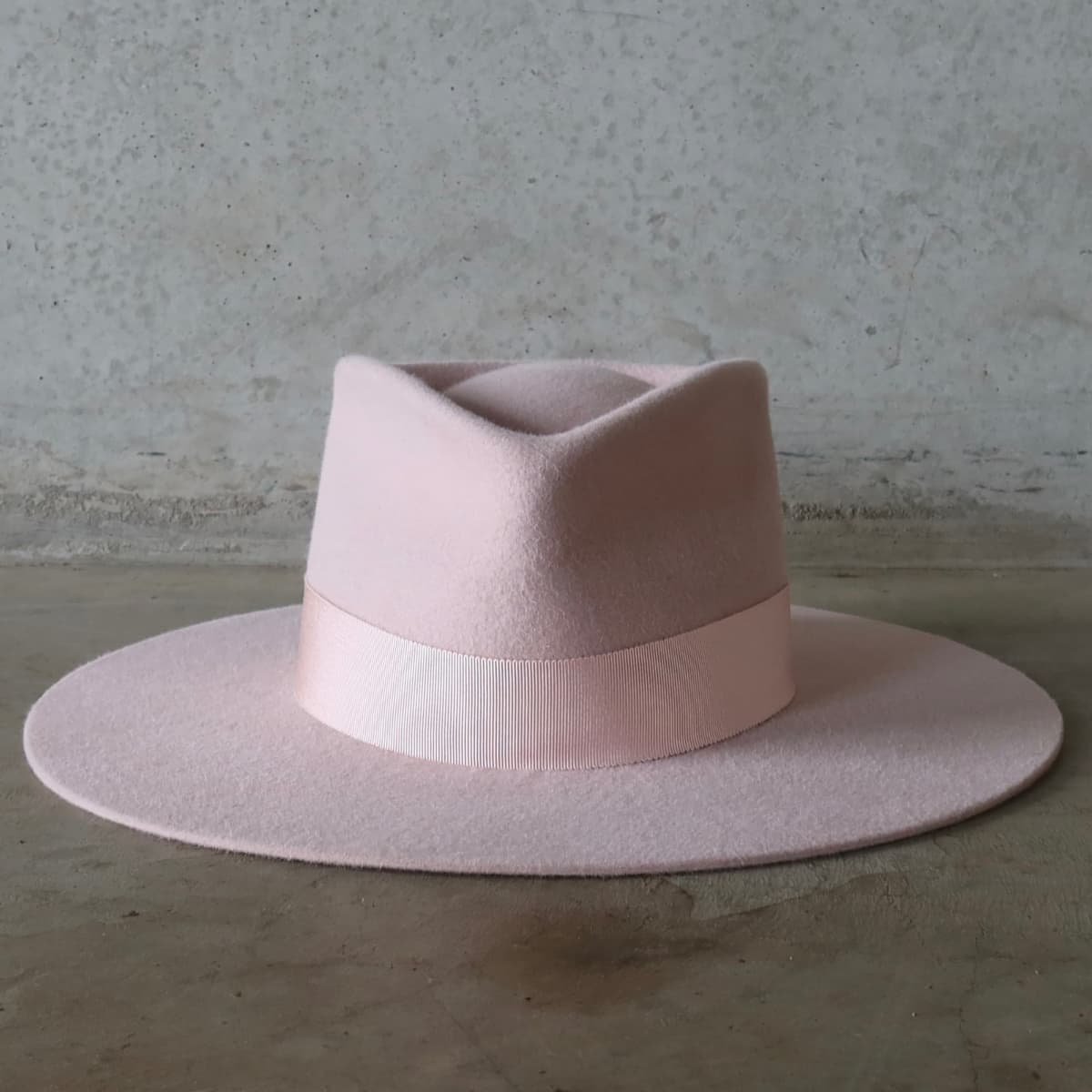 Baby pink hat Core Baby Pink by PHYLLi Designs with salmon Japanese grosgrain band.