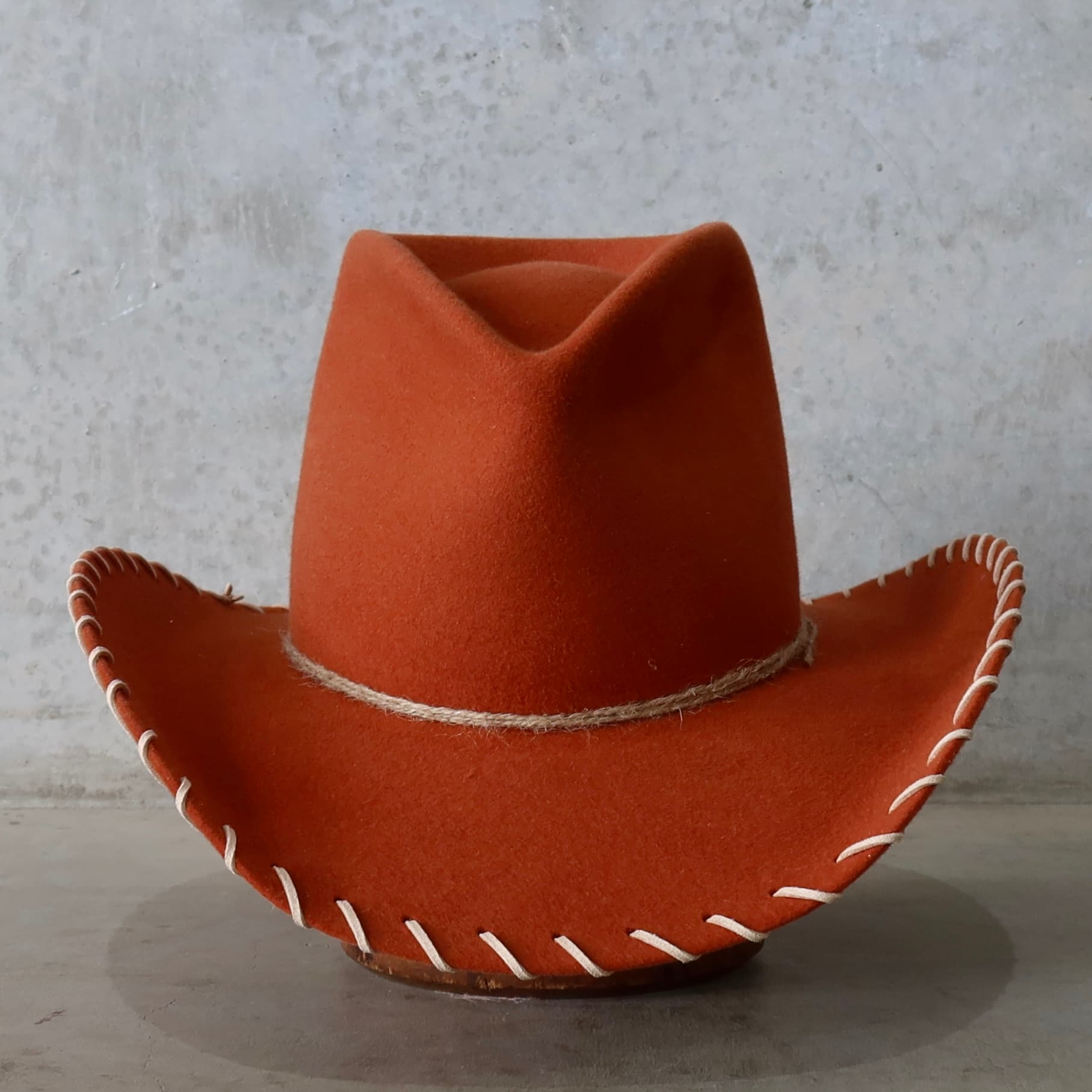 Spiced Pumpkin cowboy hat Nevada by PHYLLi Designs with three twine wraps.